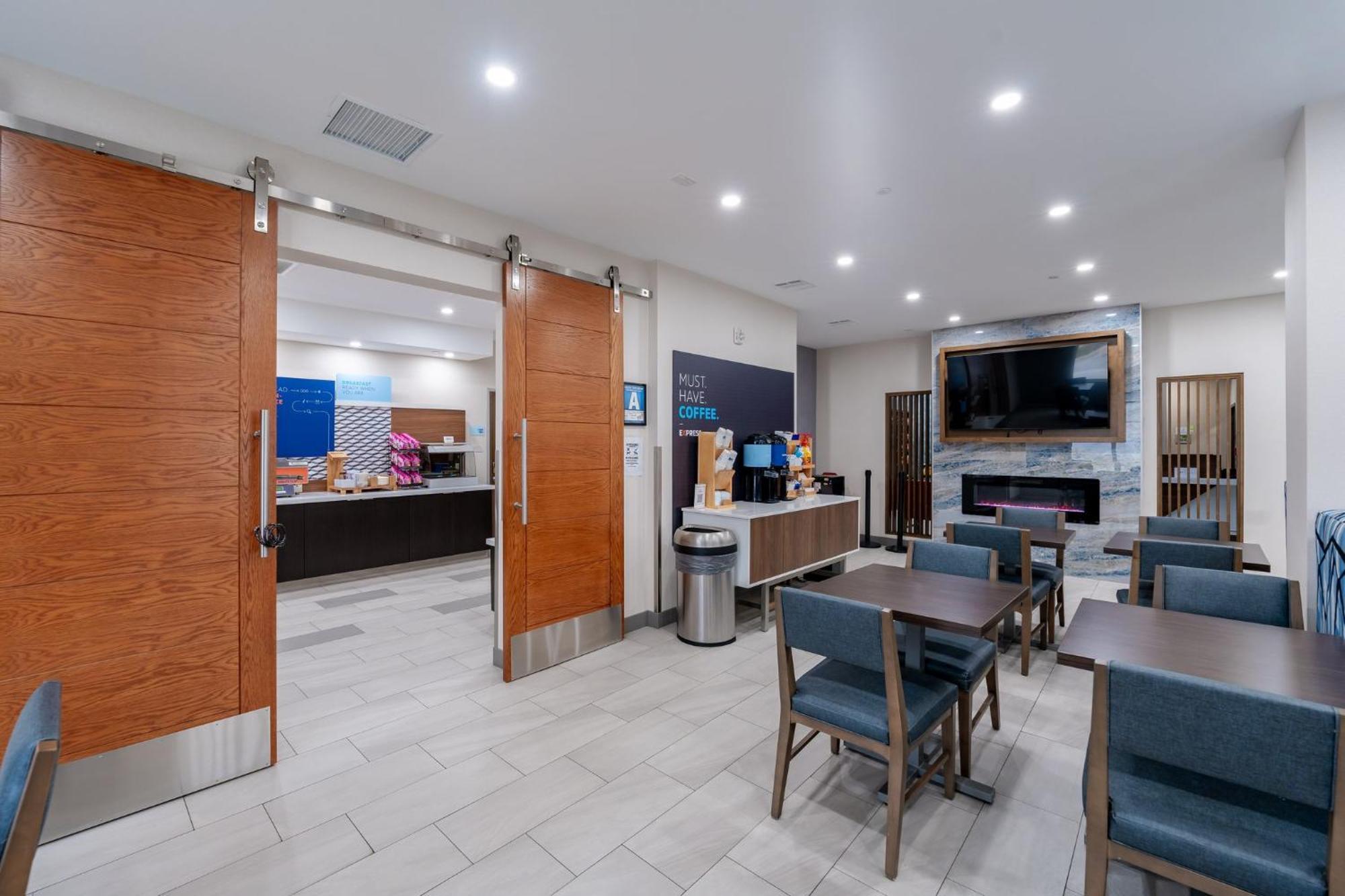 Holiday Inn Express Hotel Frazier Park, an IHG Hotel Lebec Buitenkant foto